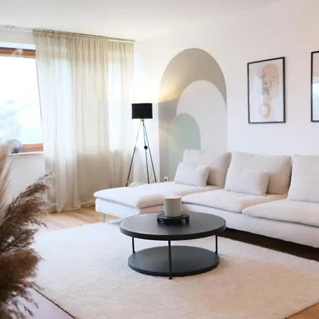Casa Luxe - 120qm - Zentral - Familienfreundlich - Parkplatz - 5km Zum Legoland Apartment *