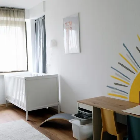 Casa Luxe - 120qm - Zentral - Familienfreundlich - Parkplatz - 5km Zum Legoland Apartment *